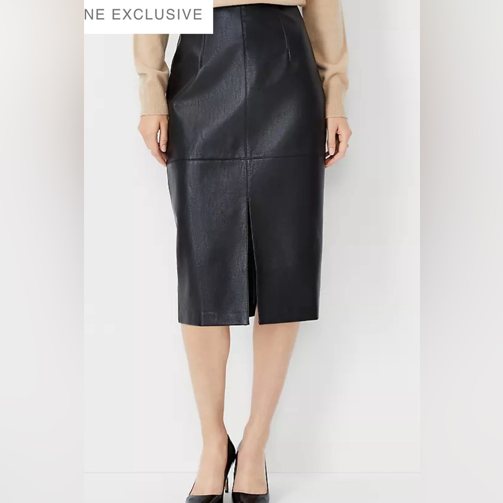 Pebbled Faux Leather Seamed Pencil Skirt
